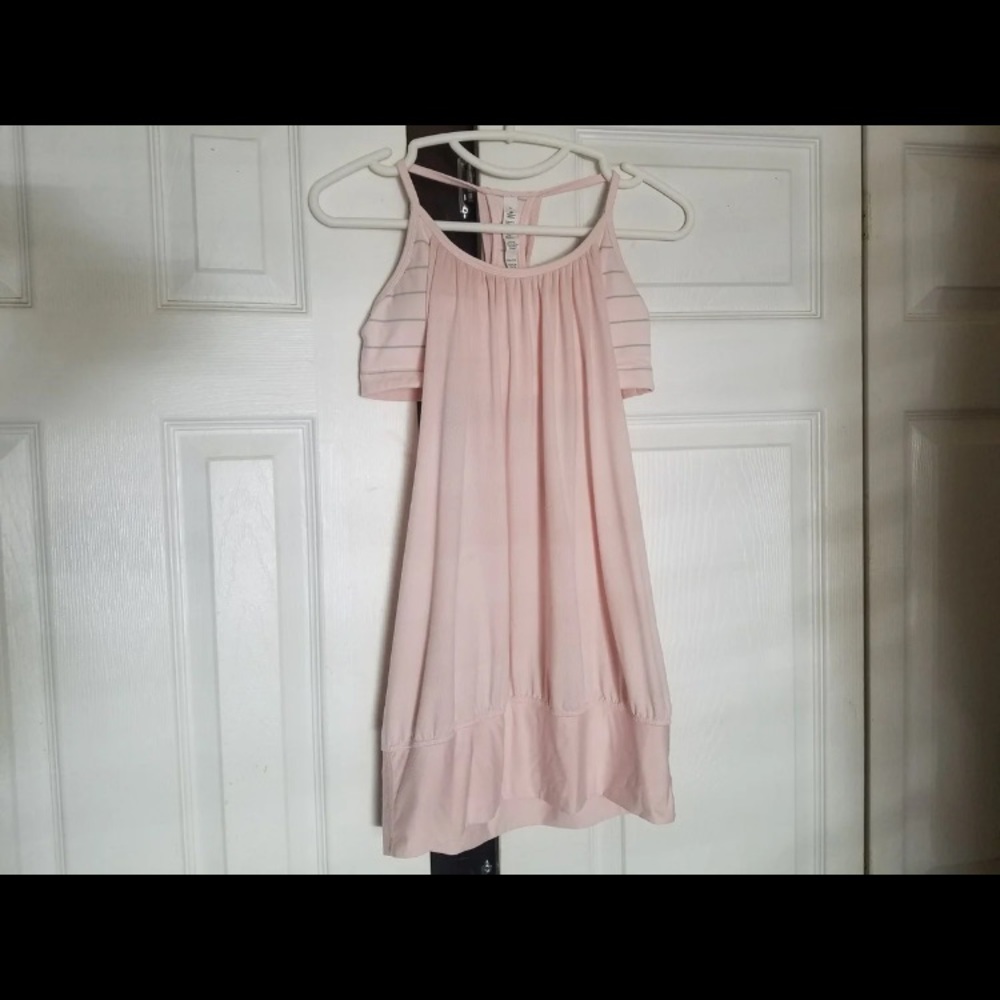 Lululemon tank top 6